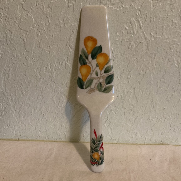 Andrea By Sadek Partridge in a Pear Tree Cake Plate & Server 1991 Japan - Picture 2 of 9